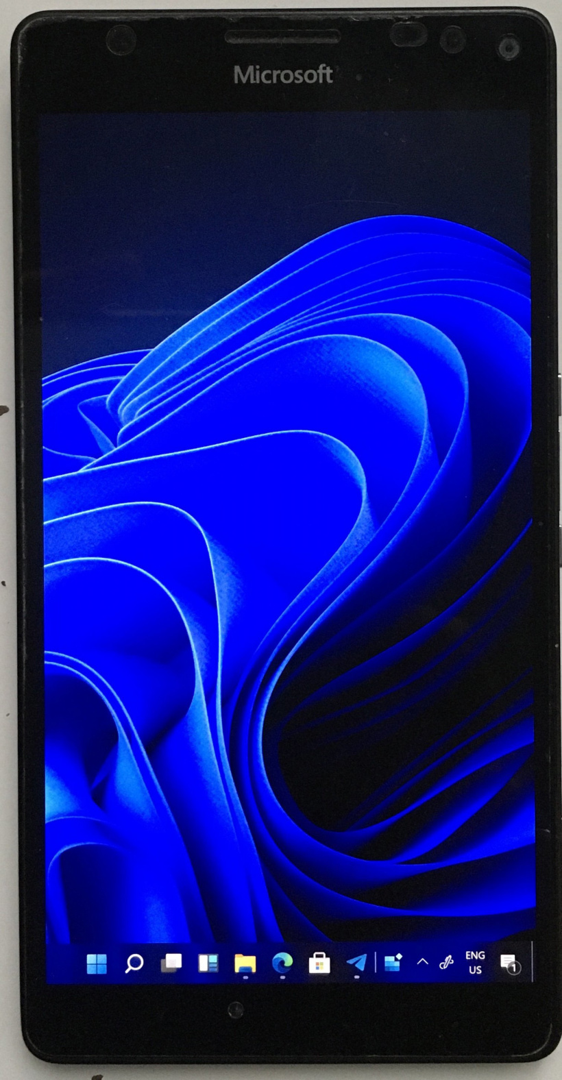微軟 Lumia 950 XL 刷入 Win11 新進(jìn)展：支持全新電話撥號(hào)器