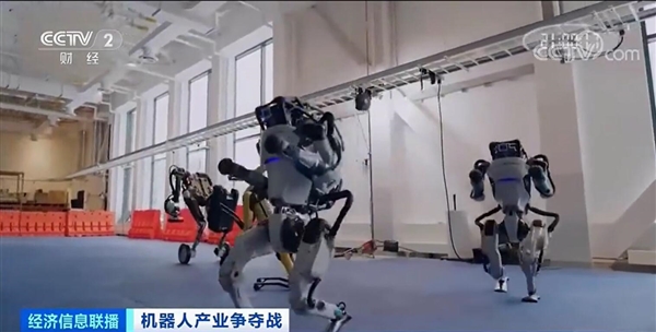 特斯拉百度三星紛紛入局！機器人產(chǎn)業(yè)熱潮興起