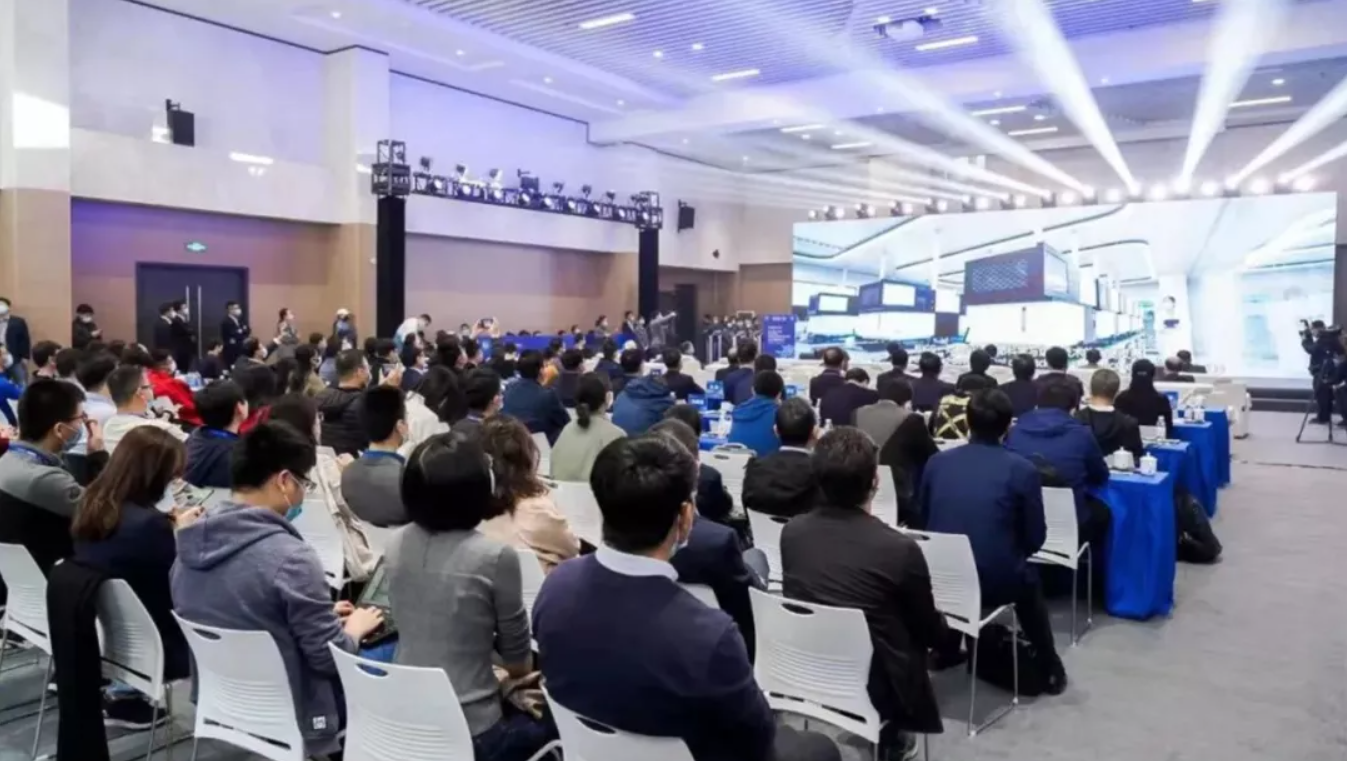 榮聯亮相ICG-16，以大數據+AI驅動精準醫學和臨床科研創新