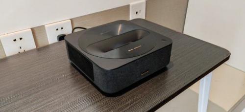 投影儀平價款推薦：峰米R1 Nano，居家學習就選它！