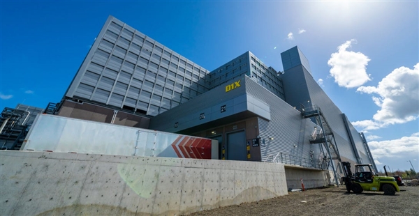 Intel擴(kuò)建廠房安裝ASML下代最先進(jìn)EUV光刻機(jī)：“2nm”工藝提前投產(chǎn)