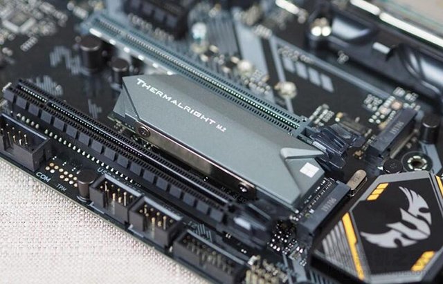 b550和x570區(qū)別是什么？哪個好？主板B550和X570差距對比知識